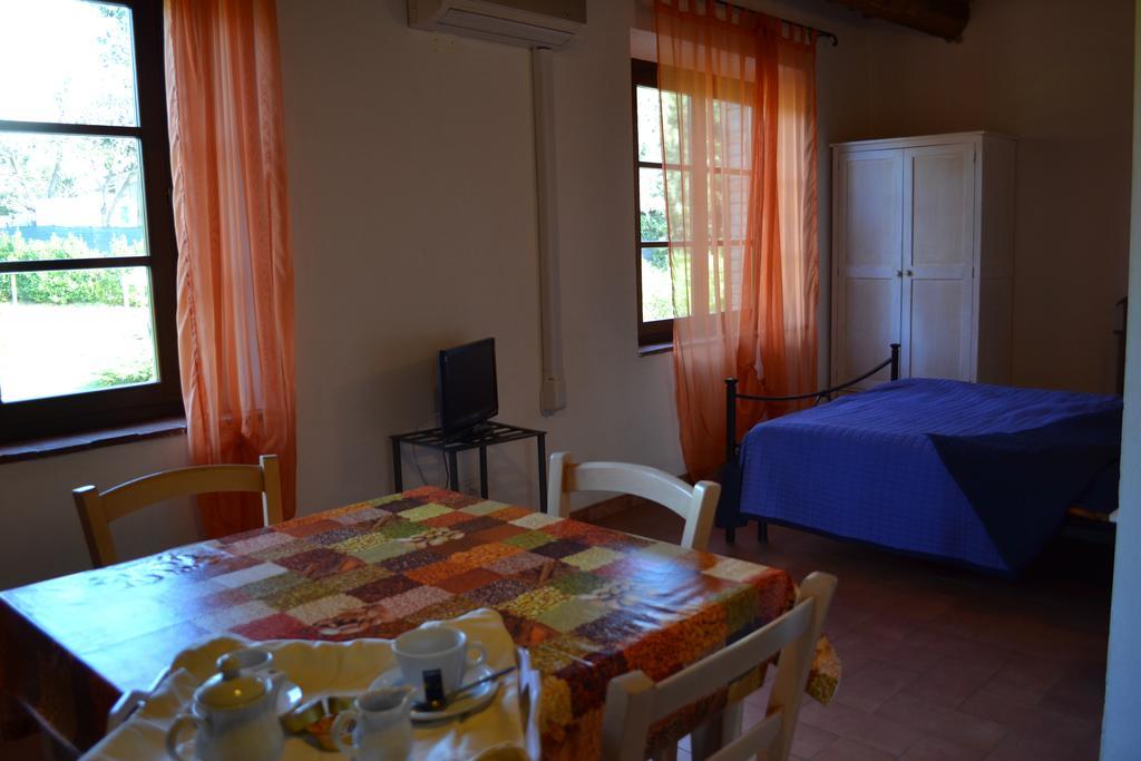 Residence La Casaccia Venturina Terme Εξωτερικό φωτογραφία